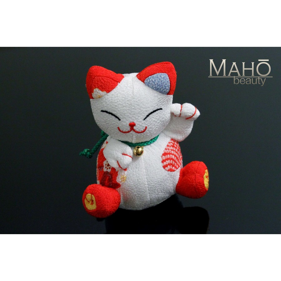 WS2-4R Plush Kimono Maneki Neko Lucky Cat Doll 
