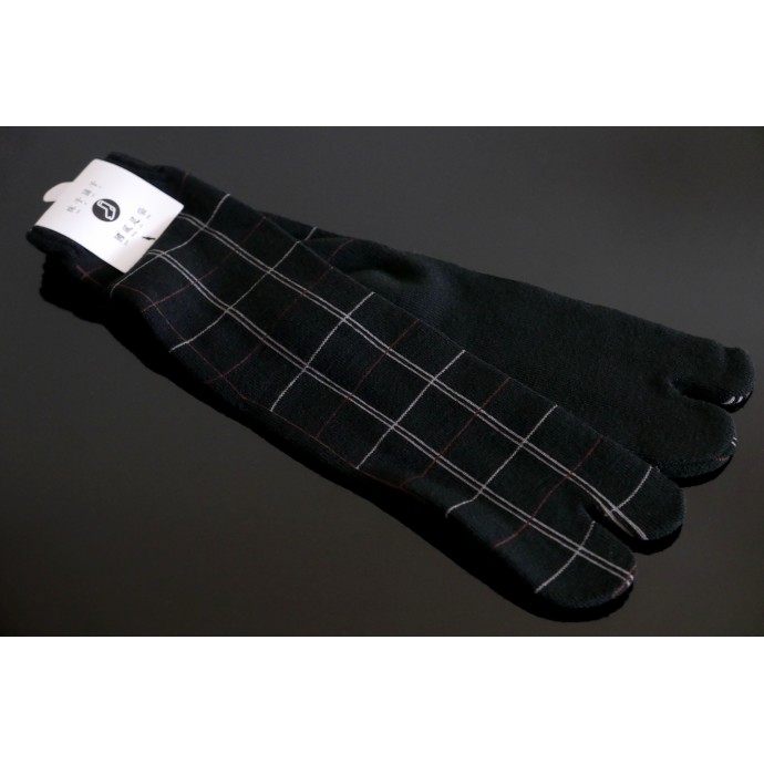 Japanese style Tabi socks: warm and functional: Ichimatsu 24-26 cm