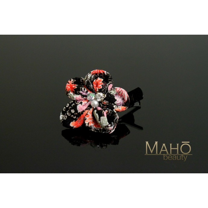 Chirimen crepe flower Japanese Kimono Pattern Hair clip black