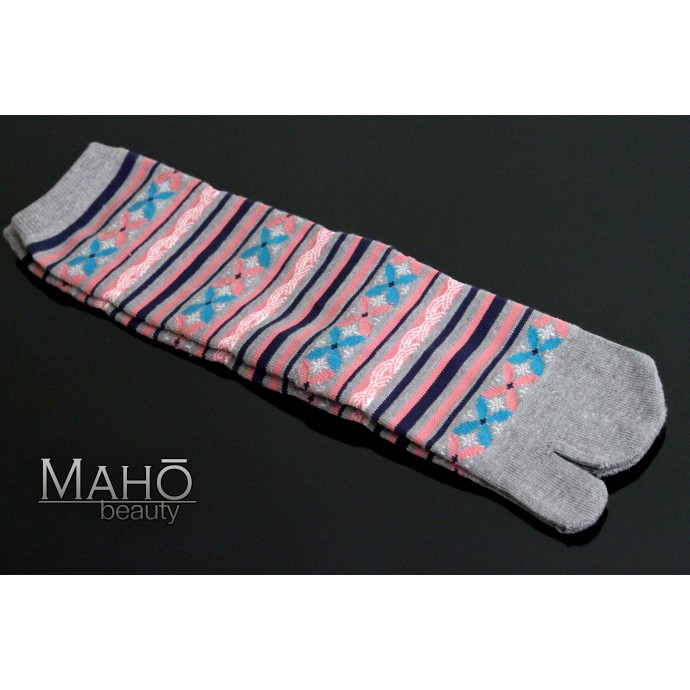 Longer style Japanese TABI SOCKS 22 – 25 cm Stripes and Flowers GRAY