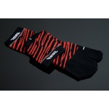 Cool Japanese style Sport Tabi socks: red/black 24-26cm