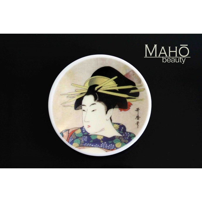 Beautiful Japanese design fridge magnet plate 52 mm “Lady with kanzashi” 